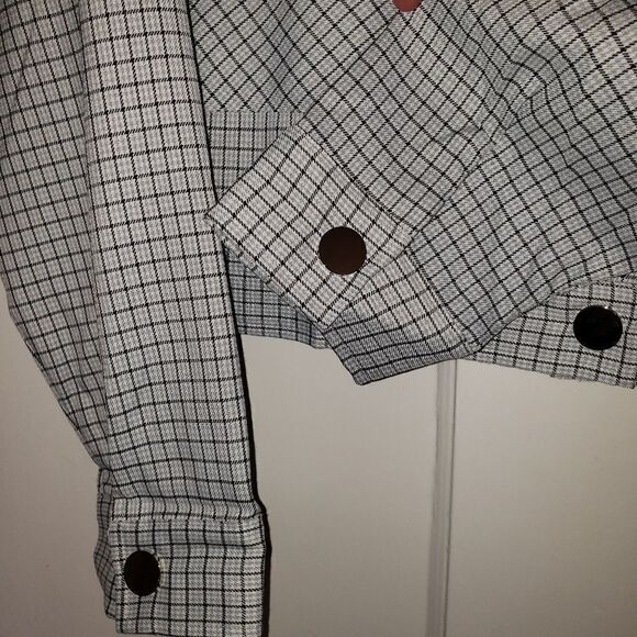 Honey Punch Crop Snap Front Jacket Top - Picture 6 of 7